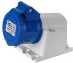 POLIPLAST 300425 PRESA INDUSTRIALE DA MURO 2P+T 220/250V 32A